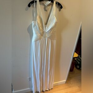 NWT BCBGMAXAZRIA GARDENIA ANITRA HALTER GOWN